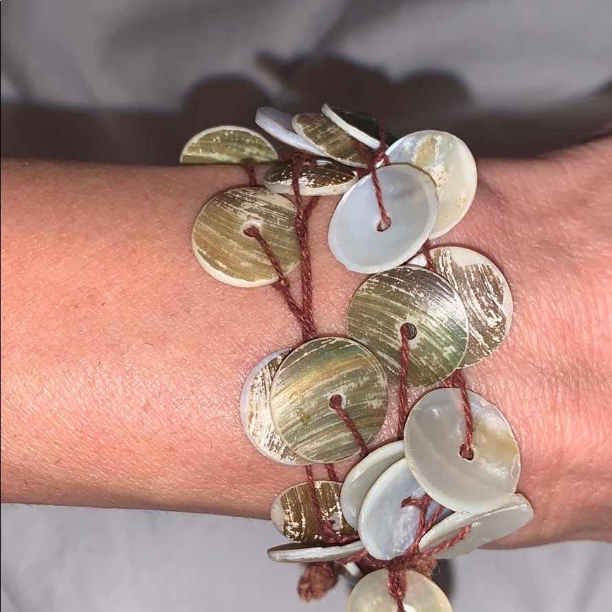 Shell Button Bracelet